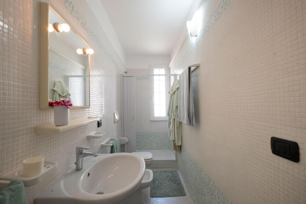 Perla Marina Apartment Torre Pali Luaran gambar