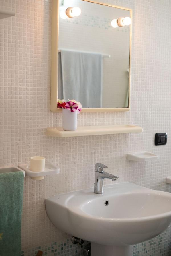 Perla Marina Apartment Torre Pali Luaran gambar